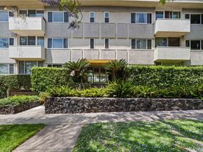 1525 N Hayworth Ave 205, Los Angeles CA 90046