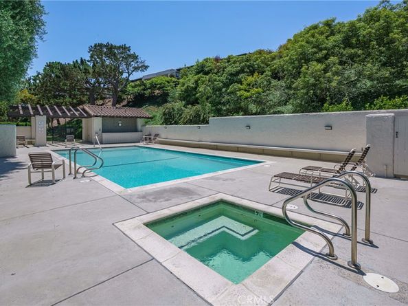 45 Oaktree Lane, Rolling Hills Estates CA 90274