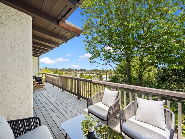 45 Oaktree Lane, Rolling Hills Estates CA 90274