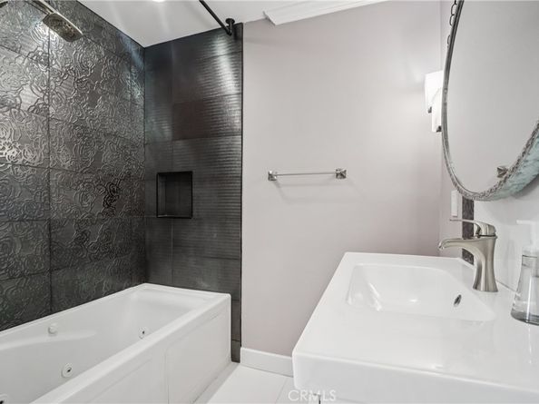 17033 Glenburn Avenue, Torrance CA 90504