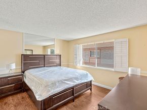 3392 Elm Avenue, Long Beach CA 90807