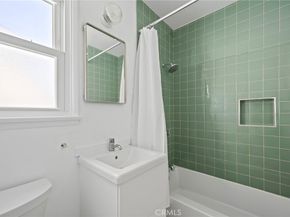 3017 4th, Santa Monica CA 90405