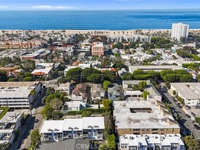 3017 4th, Santa Monica CA 90405