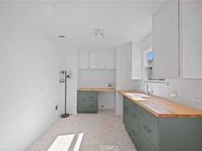 3017 4th, Santa Monica CA 90405