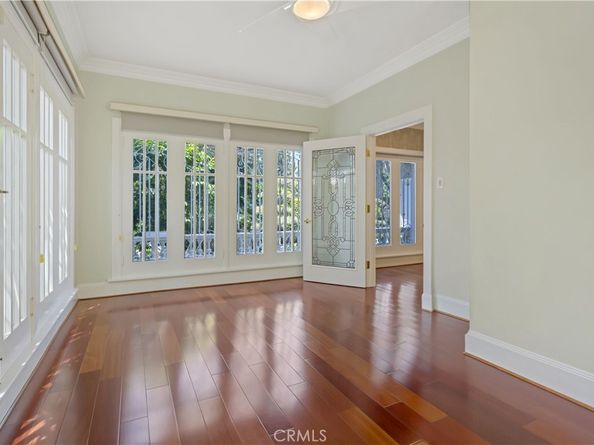 434 S Irving Boulevard, Los Angeles CA 90020