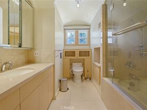 434 S Irving Boulevard, Los Angeles CA 90020