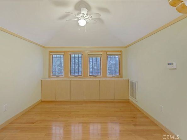 434 S Irving Boulevard, Los Angeles CA 90020