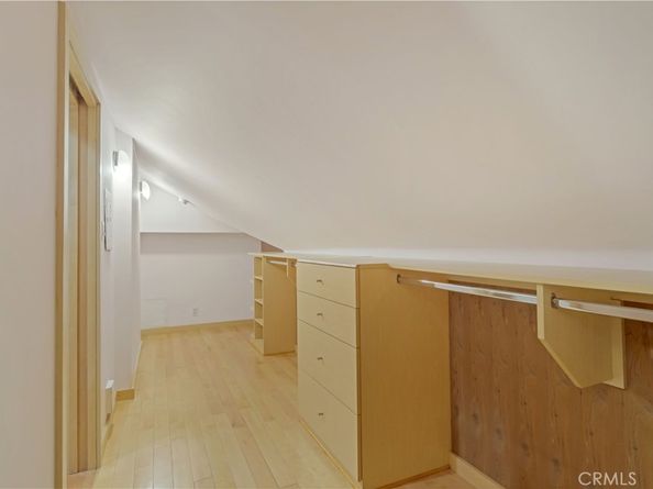 434 S Irving Boulevard, Los Angeles CA 90020