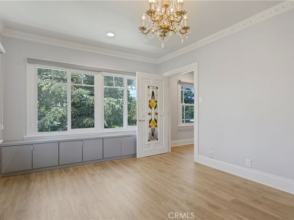 434 S Irving Boulevard, Los Angeles CA 90020