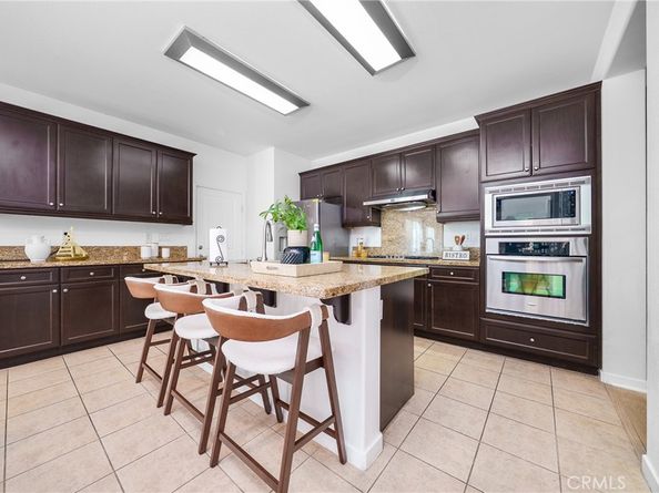 907 N Cornejo Way, Azusa CA 91702