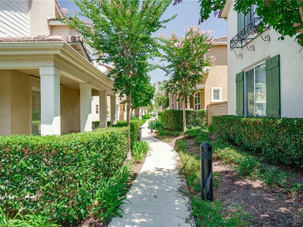 907 N Cornejo Way, Azusa CA 91702