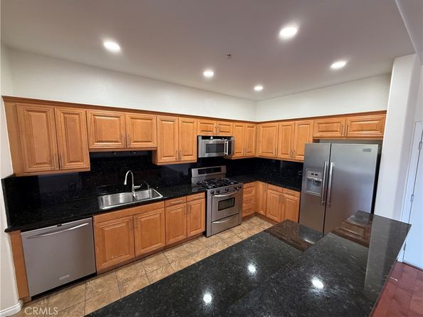 3750 Santa Rosalia Drive 413, Los Angeles CA 90008