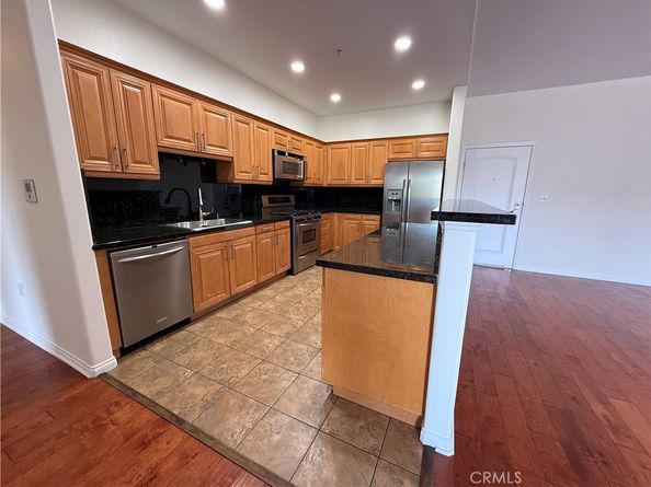 3750 Santa Rosalia Drive 413, Los Angeles CA 90008