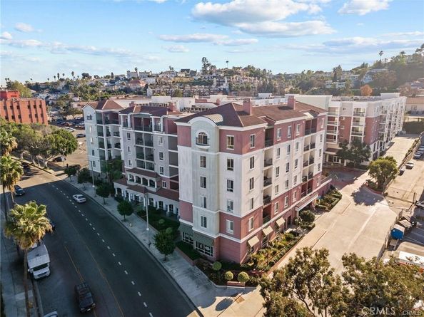 3750 Santa Rosalia Drive 413, Los Angeles CA 90008