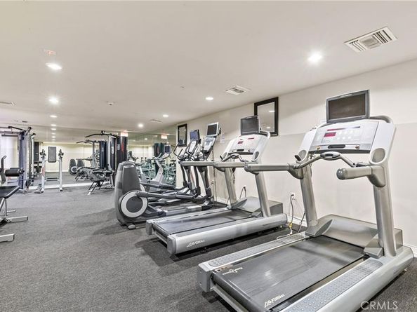 3750 Santa Rosalia Drive 413, Los Angeles CA 90008