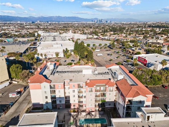 3750 Santa Rosalia Drive 413, Los Angeles CA 90008