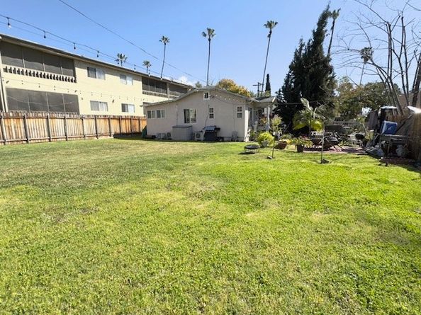 615 N Mentor Avenue, Pasadena CA 91106