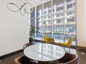 400 S Broadway 911, Los Angeles CA 90013