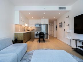 400 S Broadway 911, Los Angeles CA 90013