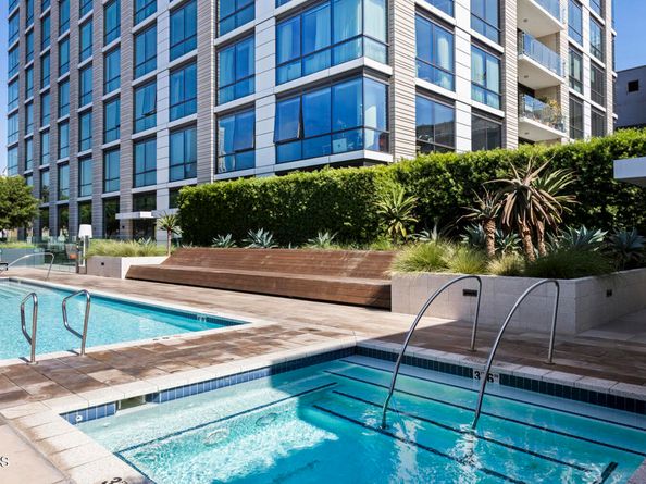 400 S Broadway 911, Los Angeles CA 90013