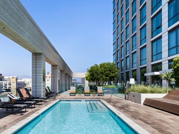 400 S Broadway 911, Los Angeles CA 90013