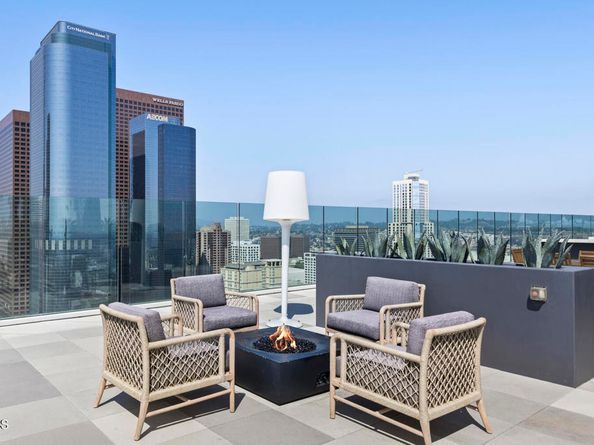 400 S Broadway 911, Los Angeles CA 90013