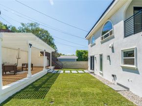 5714 Brushton, Los Angeles CA 90008