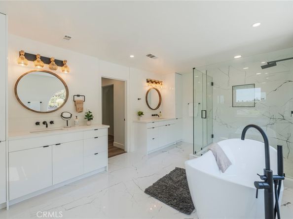 5714 Brushton, Los Angeles CA 90008