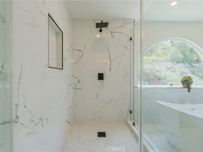 5714 Brushton, Los Angeles CA 90008