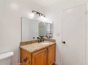 17041 17041 Roscoe Blvd. #4, Northridge CA 91325