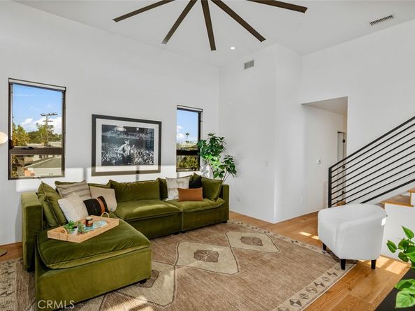 5776 Campo Walk, Long Beach CA 90803