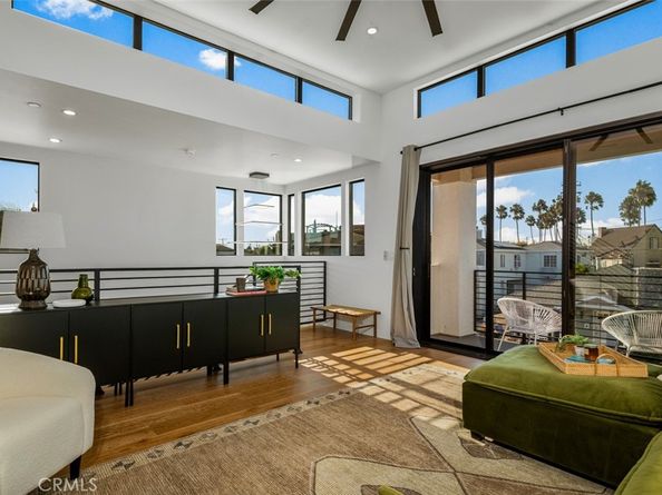 5776 Campo Walk, Long Beach CA 90803