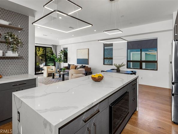 5776 Campo Walk, Long Beach CA 90803