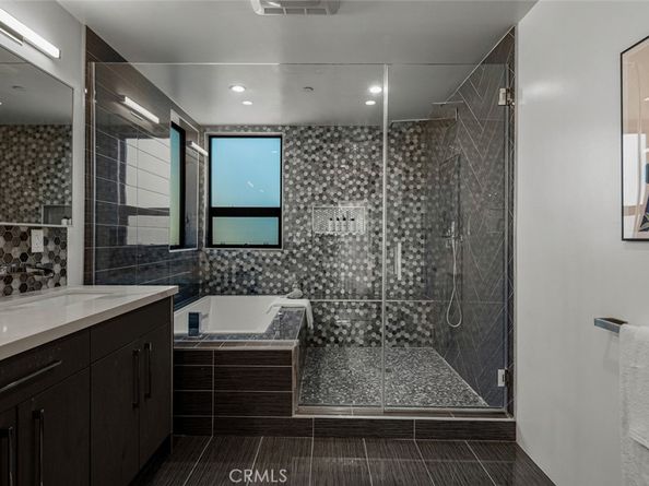 5776 Campo Walk, Long Beach CA 90803