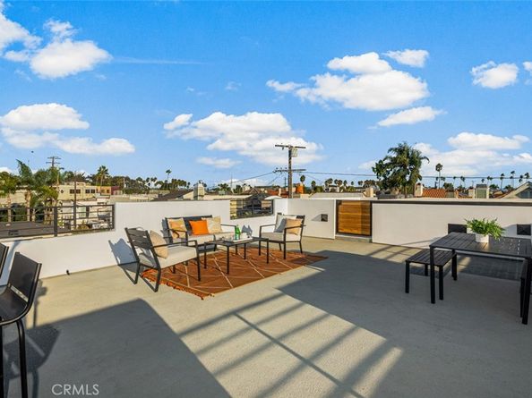 5776 Campo Walk, Long Beach CA 90803