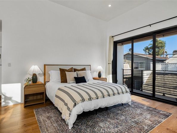 5776 Campo Walk, Long Beach CA 90803