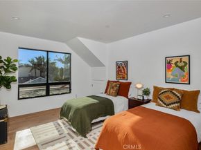 5776 Campo Walk, Long Beach CA 90803