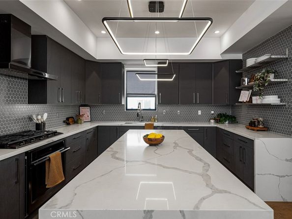5776 Campo Walk, Long Beach CA 90803