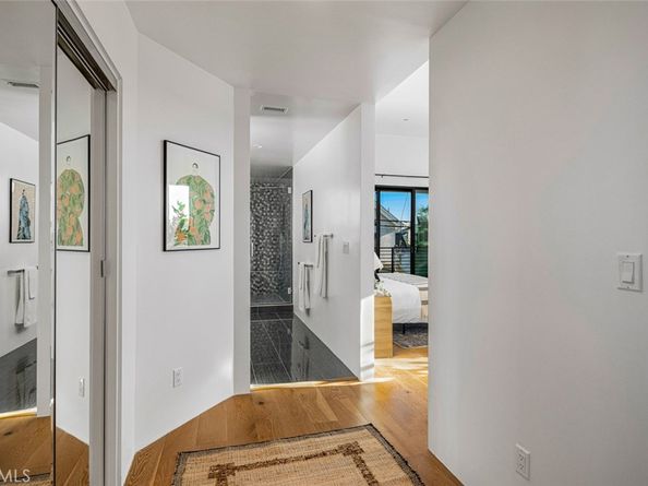 5776 Campo Walk, Long Beach CA 90803
