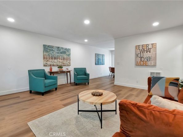 444 Obispo Avenue 201, Long Beach CA 90814