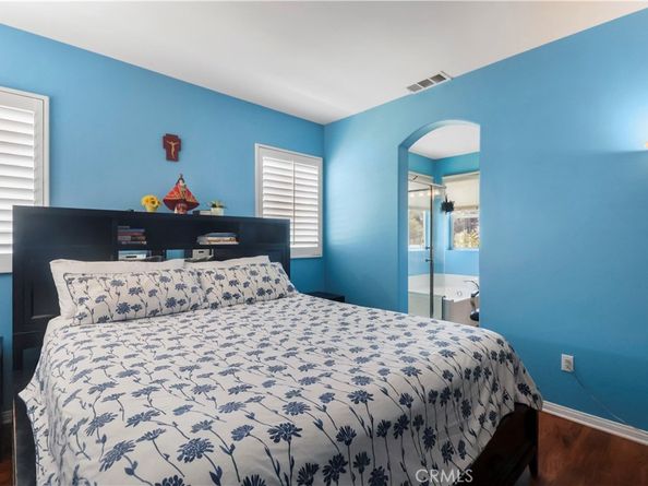 9044 Sylmar Avenue, Panorama City CA 91402