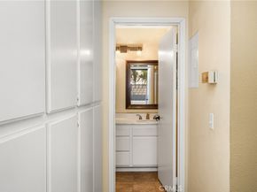 19431 Rue De Valore 59A, Lake Forest CA 92610