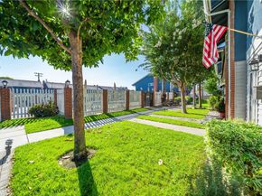 2612 Del Way B, Huntington Beach CA 92648