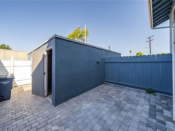 2612 Del Way B, Huntington Beach CA 92648