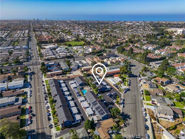 2612 Del Way B, Huntington Beach CA 92648