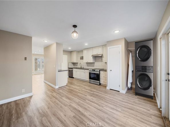 2612 Del Way B, Huntington Beach CA 92648