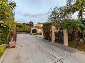 8 Reina, Dana Point CA 92629