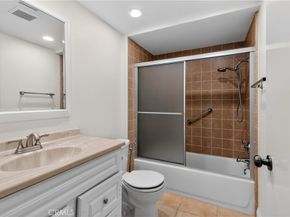 4005 Calle Sonora Oeste 1B, Laguna Woods CA 92637
