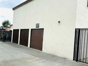 2285 Lewis Avenue, Long Beach CA 90806
