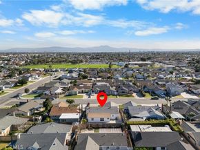 17391 Meer Circle, Huntington Beach CA 92647